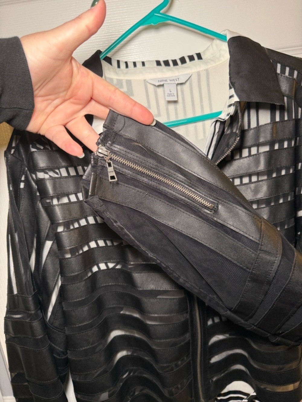 3X Black Sheer Mesh Vegan Leather Moto Jacket with Zipper Detail - Picture 5 of 7